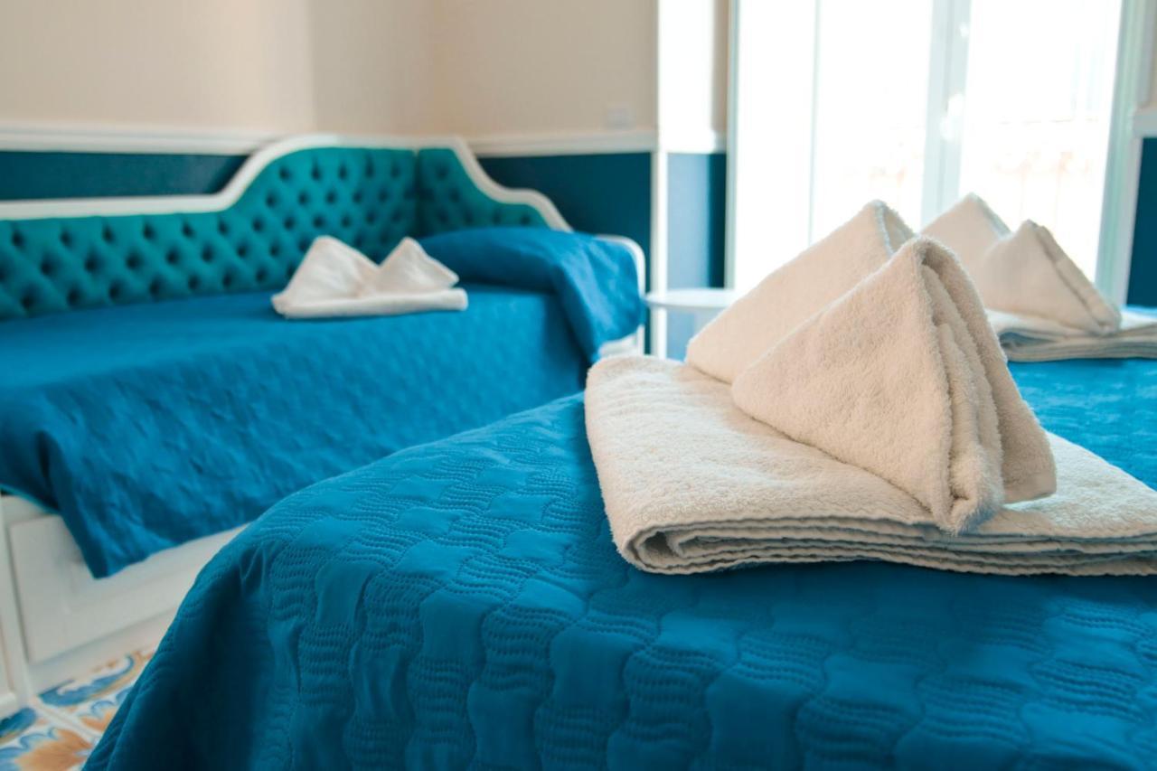 Olimpo Degli Dei Bed & Breakfast Naples Exterior photo