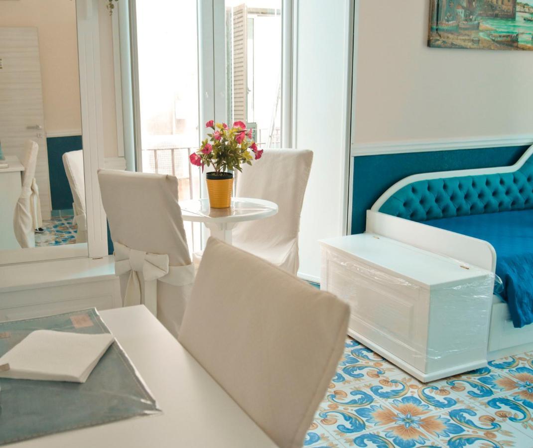 Olimpo Degli Dei Bed & Breakfast Naples Exterior photo
