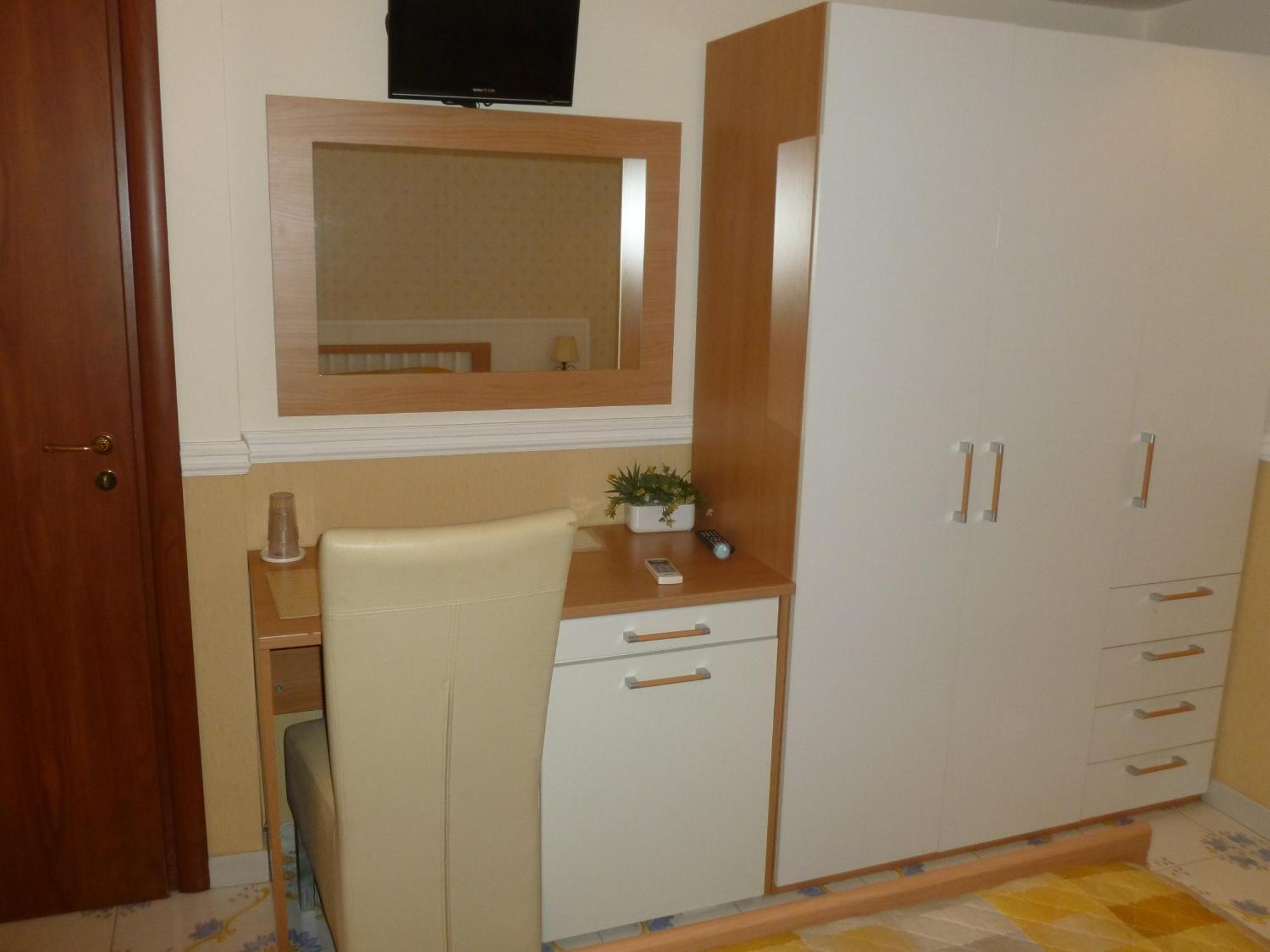 Olimpo Degli Dei Bed & Breakfast Naples Room photo