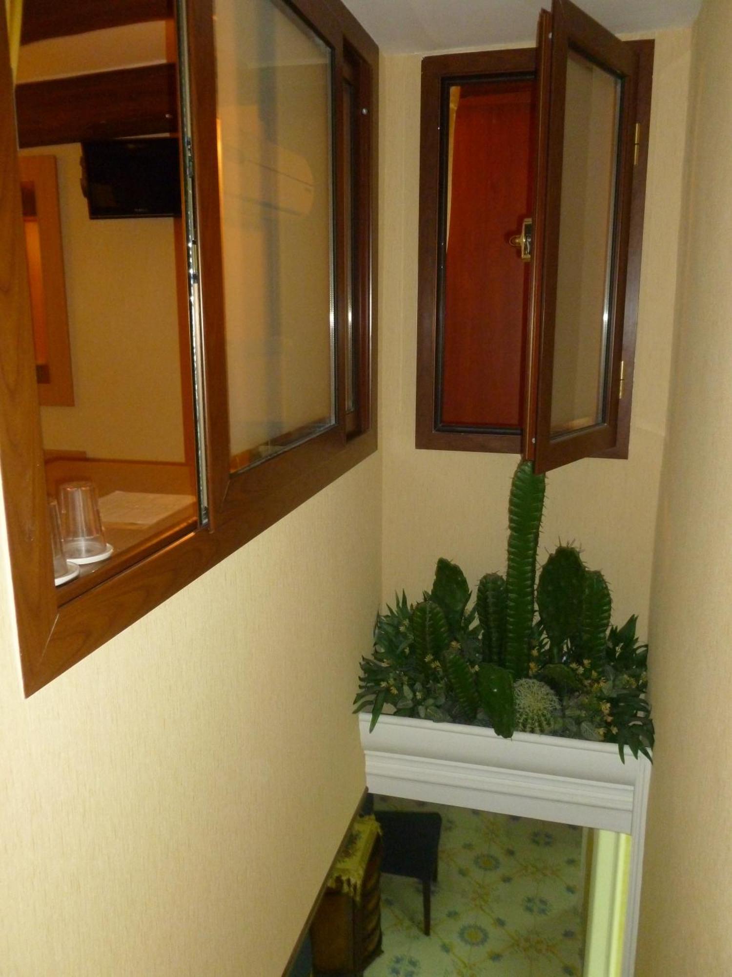 Olimpo Degli Dei Bed & Breakfast Naples Room photo