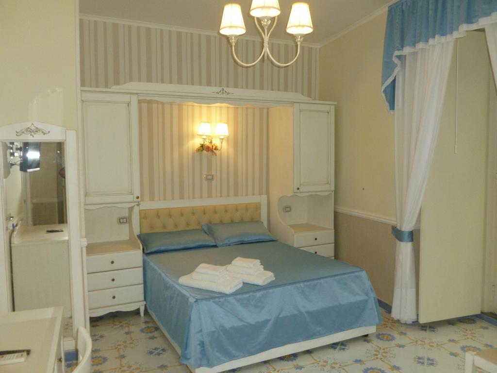 Olimpo Degli Dei Bed & Breakfast Naples Exterior photo